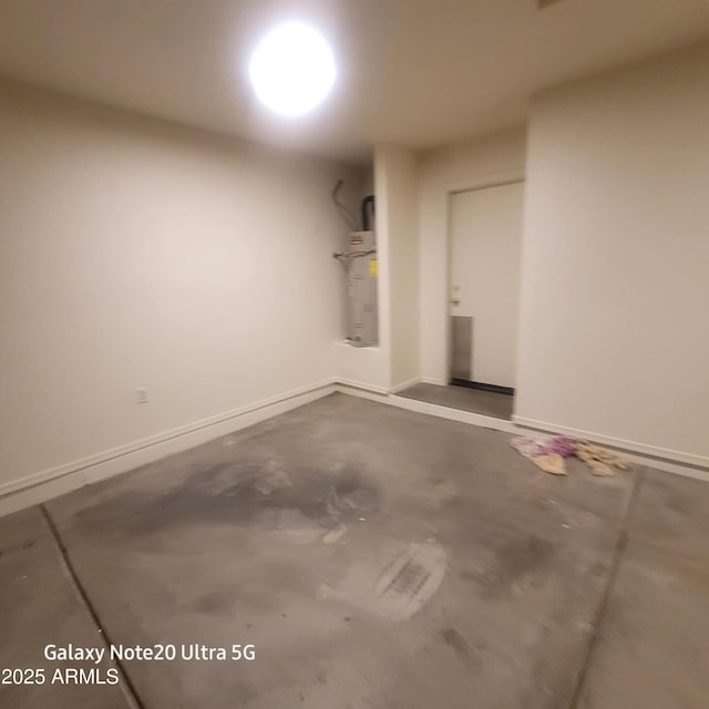 1829 E Adams St, Phoenix, AZ 85034 - interior space with water heater and baseboards