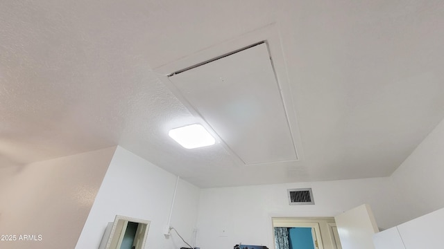 650 N 65th Way, Mesa, AZ 85205 - detailed view of a textured ceiling