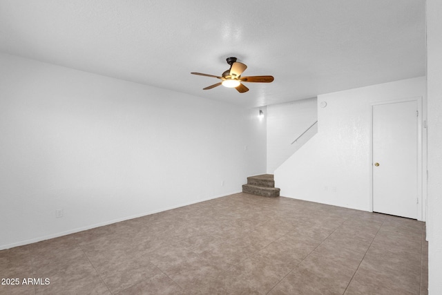 empty room with ceiling fan