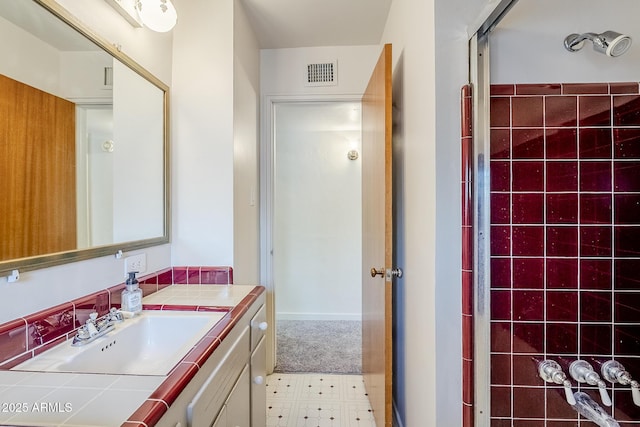 1945 E Solano Dr, Phoenix, AZ 85016 - bathroom featuring vanity