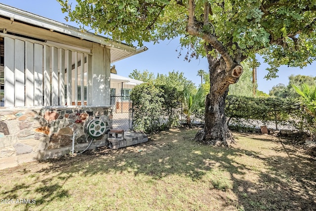 1945 E Solano Dr, Phoenix, AZ 85016 - view of grassy yard
