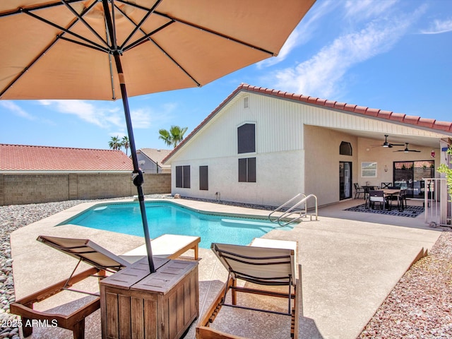 12641 S 39th Pl, Phoenix, AZ 85044 - view of swimming pool with a patio, a fenced backyard, and ceiling fan