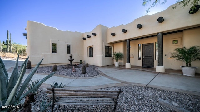 3168 S Yaqui Ln, Gold Canyon, AZ 85118 - rear view of house with a patio