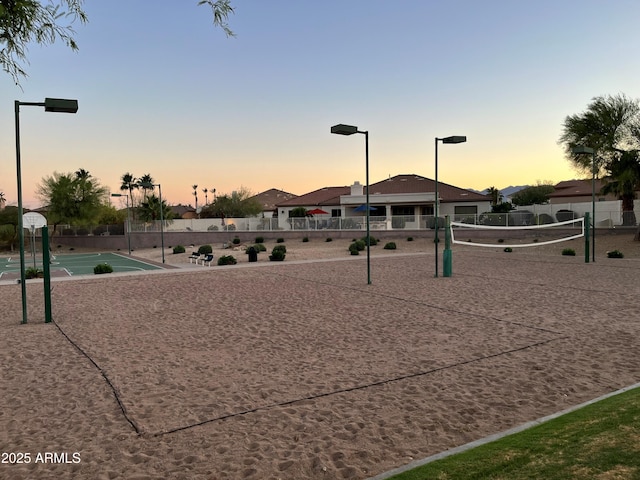 1819 W Deer Creek Rd, Phoenix, AZ 85045 - view of property's community with volleyball court