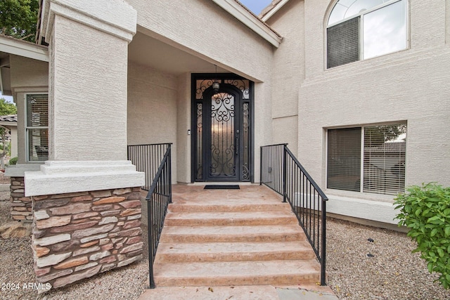 view of entrance to property