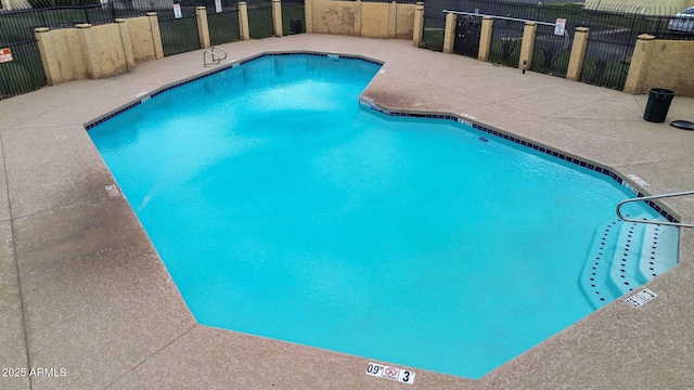 pool with fence