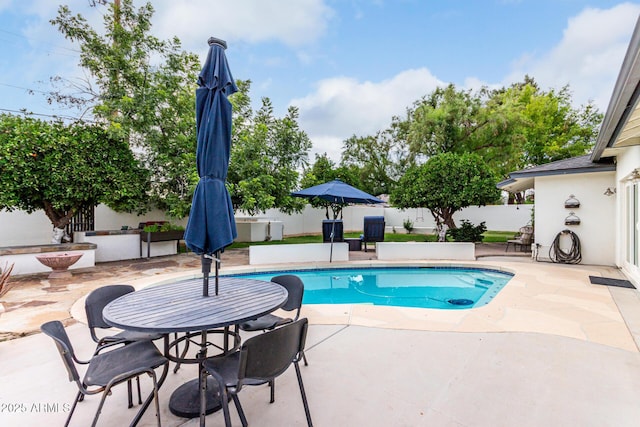 3420 N Kachina Ln, Scottsdale, AZ 85251 - view of pool featuring a patio area and a fenced backyard
