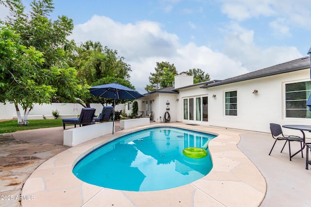 3420 N Kachina Ln, Scottsdale, AZ 85251 - view of swimming pool with a patio