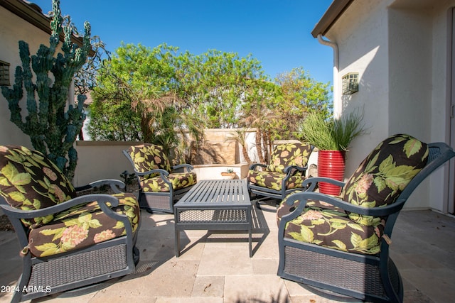 balcony featuring a patio and outdoor lounge area