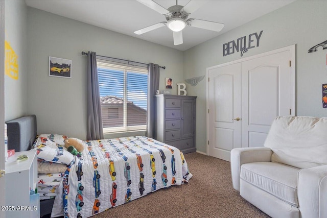 carpeted bedroom featuring a ceiling fan