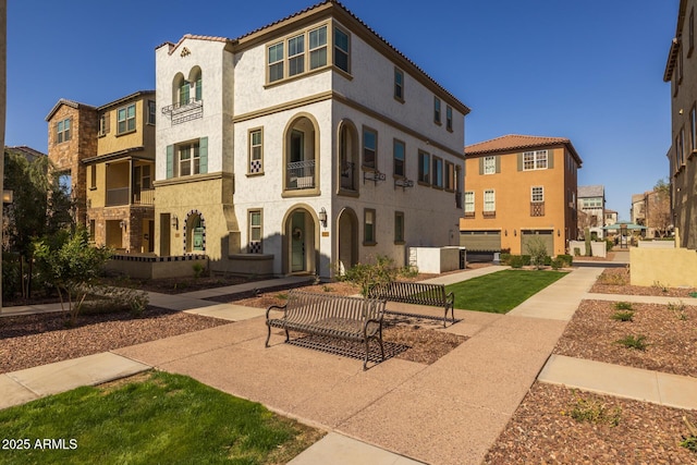 view of building exterior featuring a residential view