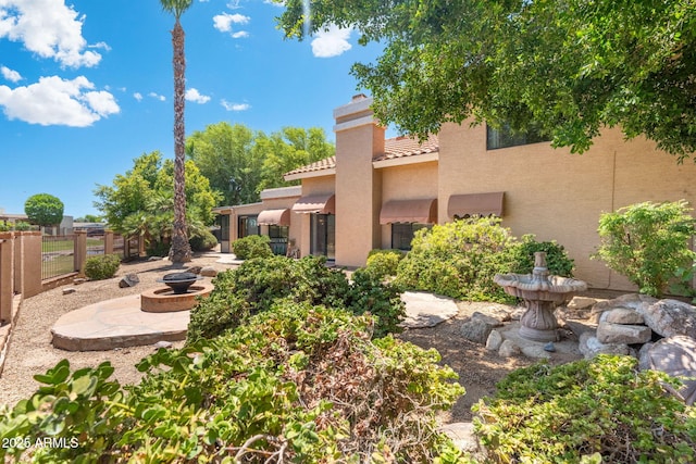 1338 E Greenway Cir, Mesa, AZ 85203 - view of yard featuring a patio area