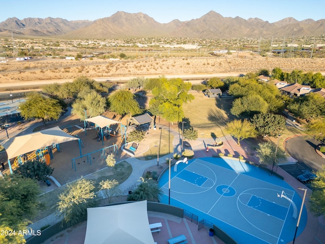 bird's eye view featuring a mountain view