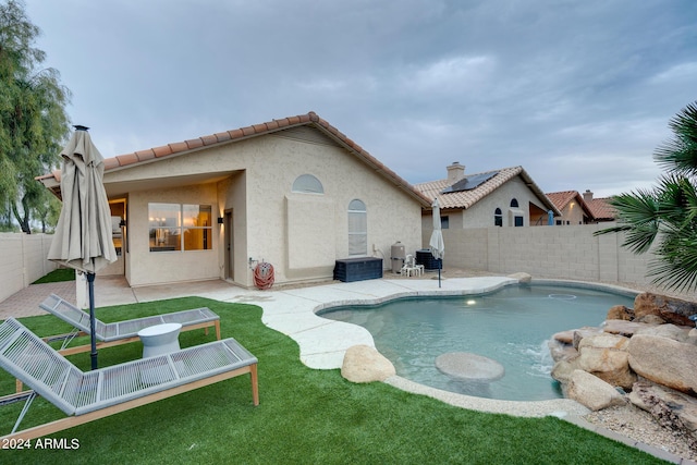 2203 E Crest Ln, Phoenix, AZ 85024 - view of pool featuring a patio area and a fenced backyard
