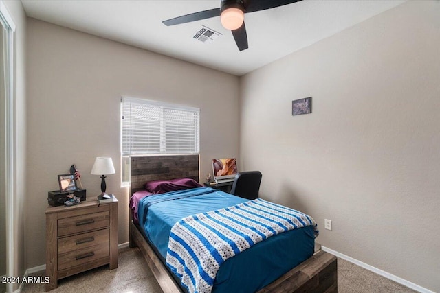 bedroom featuring ceiling fan