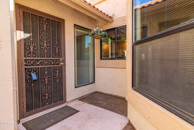 view of entrance to property