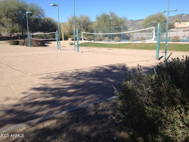 1635 W Windsong Dr, Phoenix, AZ 85045 - view of community featuring volleyball court