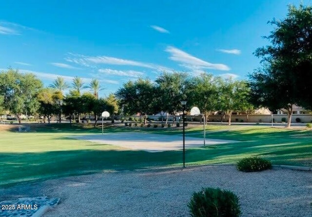 3033 E Millbrae Ln, Gilbert, AZ 85234 - view of property's community with a yard