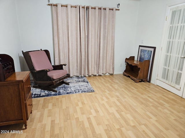 living area with light wood-type flooring