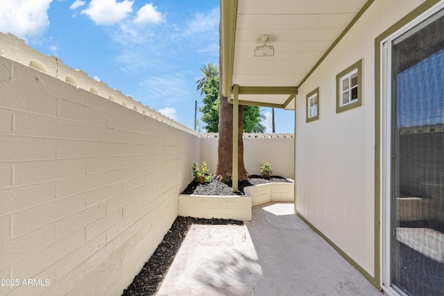 6001 N 10th Way, Phoenix, AZ 85014 - fenced backyard with a patio