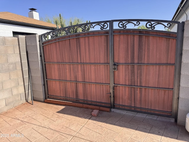 1222 E Almeria Rd, Phoenix, AZ 85006 - view of gate