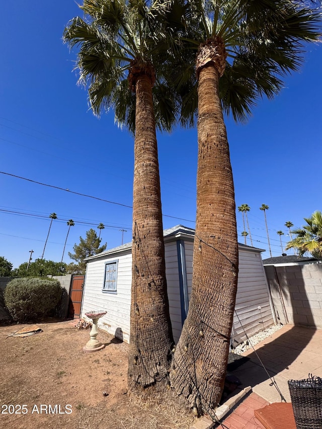 1222 E Almeria Rd, Phoenix, AZ 85006 - view of side of home