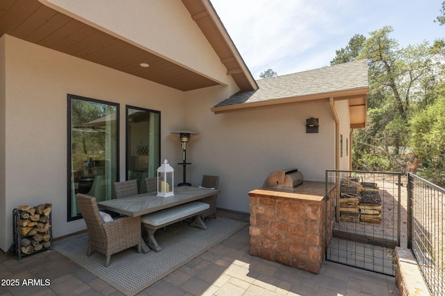 1002 W Rock Springs Cir, Payson, AZ 85541 - view of patio / terrace with outdoor dining space and an outdoor kitchen
