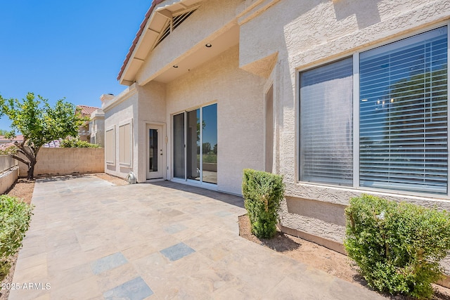 2647 N Miller Rd Unit 6, Scottsdale, AZ 85257 - fenced backyard with a patio