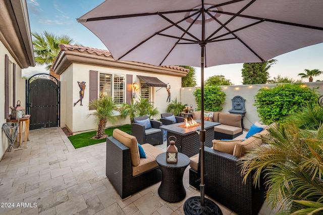 view of patio featuring outdoor lounge area