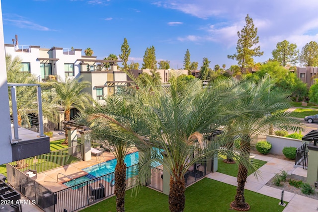 bird's eye view with a residential view