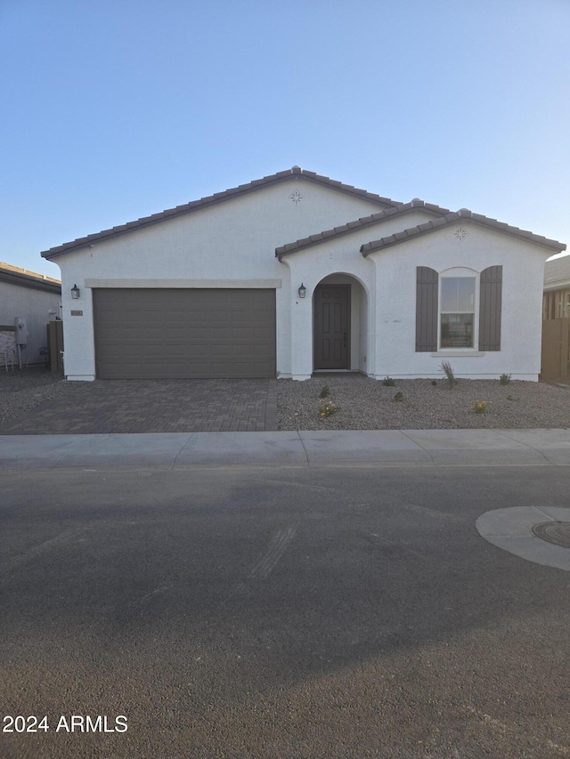 view of front of house featuring a garage