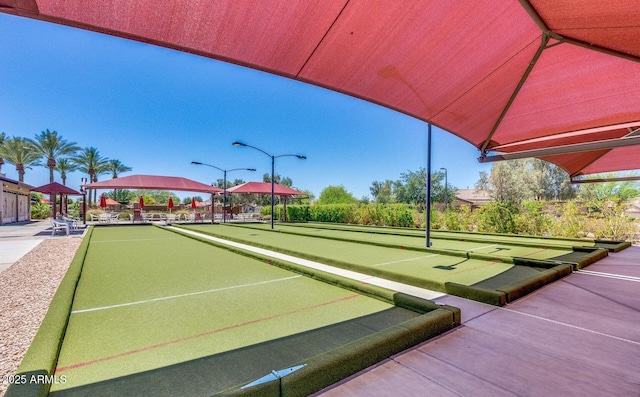5024 S Citrus Ct, Gilbert, AZ 85298 - surrounding community featuring a game area