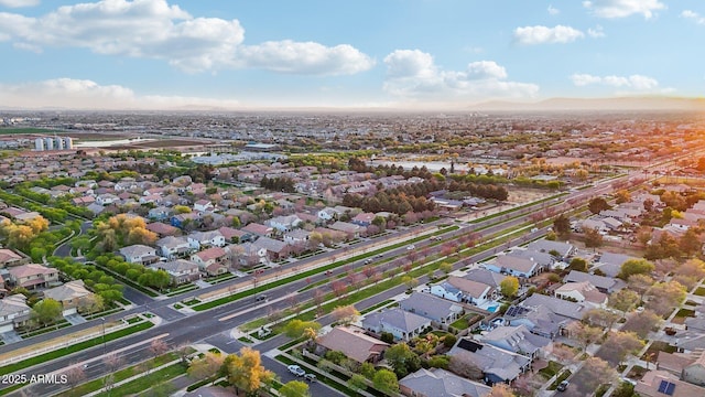 birds eye view of property featuring a residential view