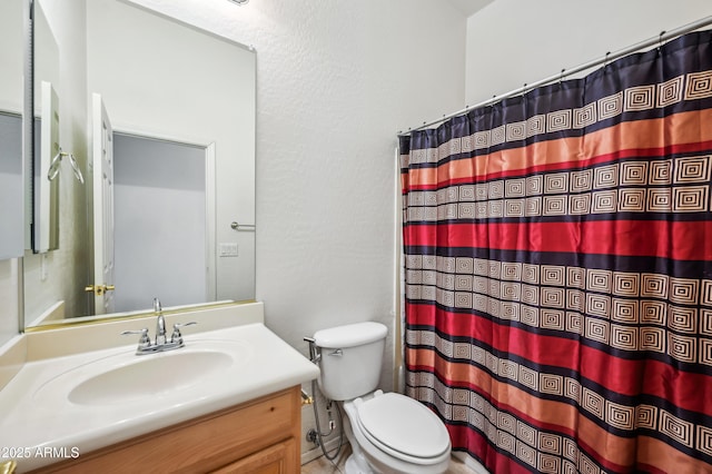 4414 W Monte Way, Laveen, AZ 85339 - full bathroom featuring vanity, toilet, a textured wall, and a shower with curtain