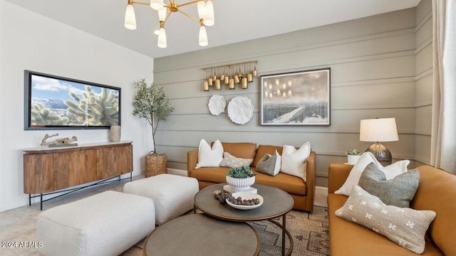 11890 E Cliffrose Ln, Florence, AZ 85132 - living room featuring a chandelier