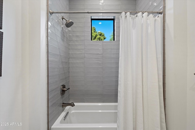 3808 E Fairmount Ave, Phoenix, AZ 85018 - bathroom with shower / bath combo