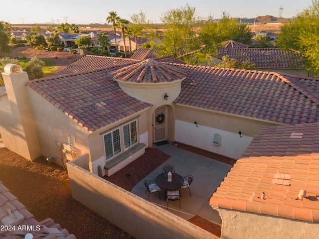 view of front of property with a patio