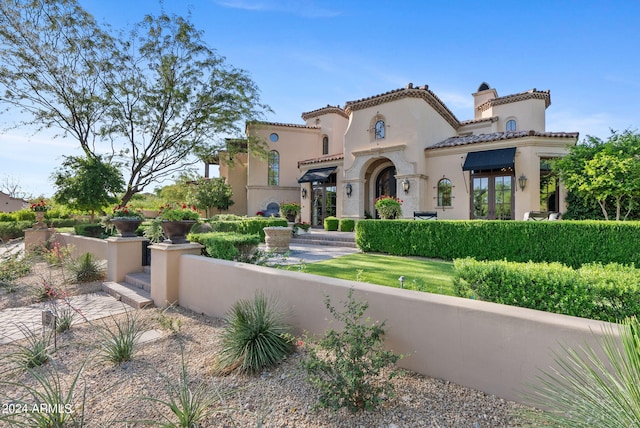 view of mediterranean / spanish-style home