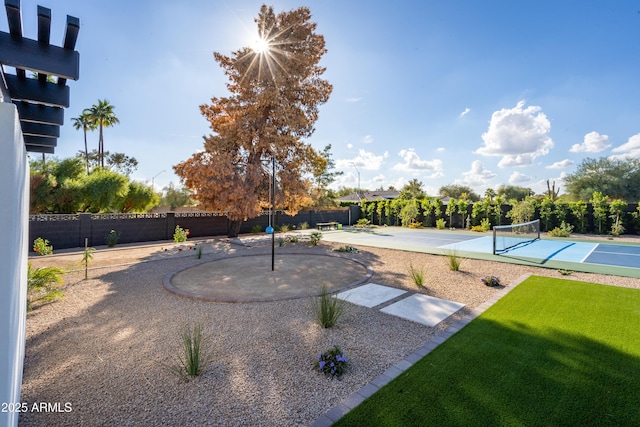 8001 E Voltaire Ave, Scottsdale, AZ 85260 - view of community featuring a tennis court