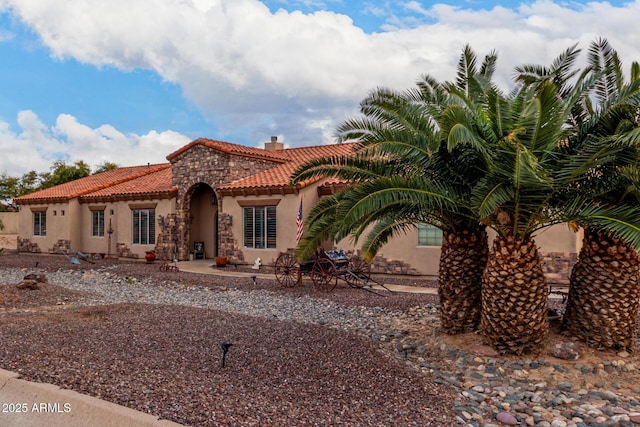 view of front of house with a patio