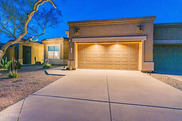 view of front facade featuring a garage