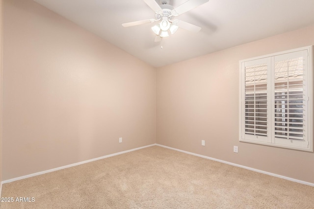 2230 E Whitten St, Chandler, AZ 85225 - unfurnished room with carpet, a ceiling fan, and vaulted ceiling