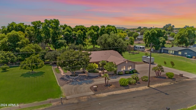 view of aerial view at dusk