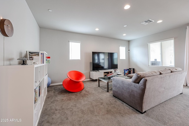 living room with carpet flooring