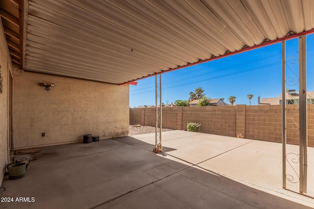 10014 N 66th Ln, Glendale, AZ 85302 - view of patio featuring a fenced backyard