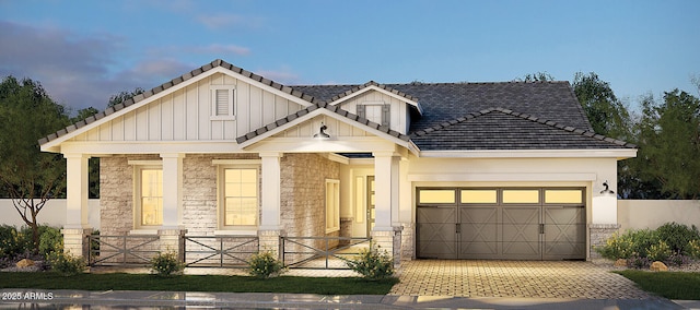 view of front facade featuring a garage