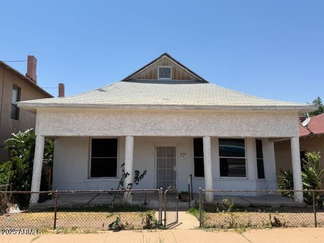 1220 N F Ave, Douglas, AZ 85607 - view of front of property featuring a porch and a fenced front yard