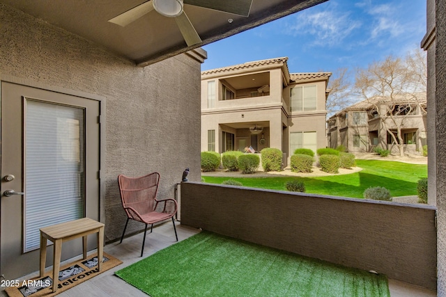 balcony with ceiling fan