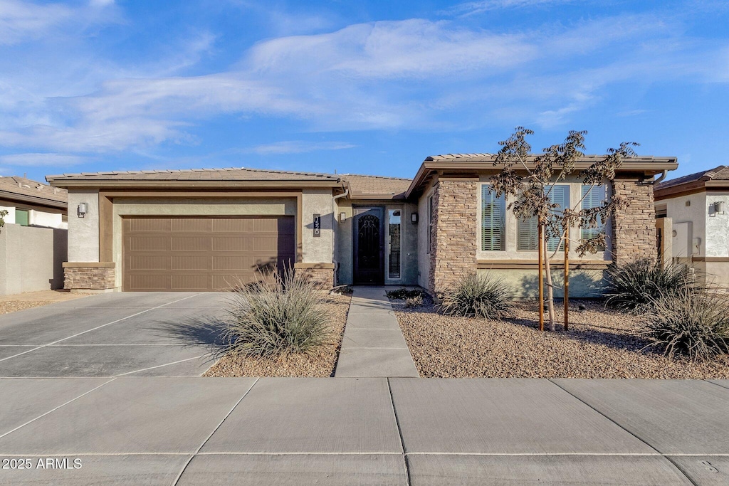 view of front of home featuring a garage