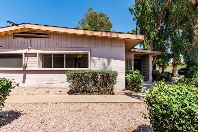 725 S Power Rd Unit 101, Mesa, AZ 85206 - view of mid-century home